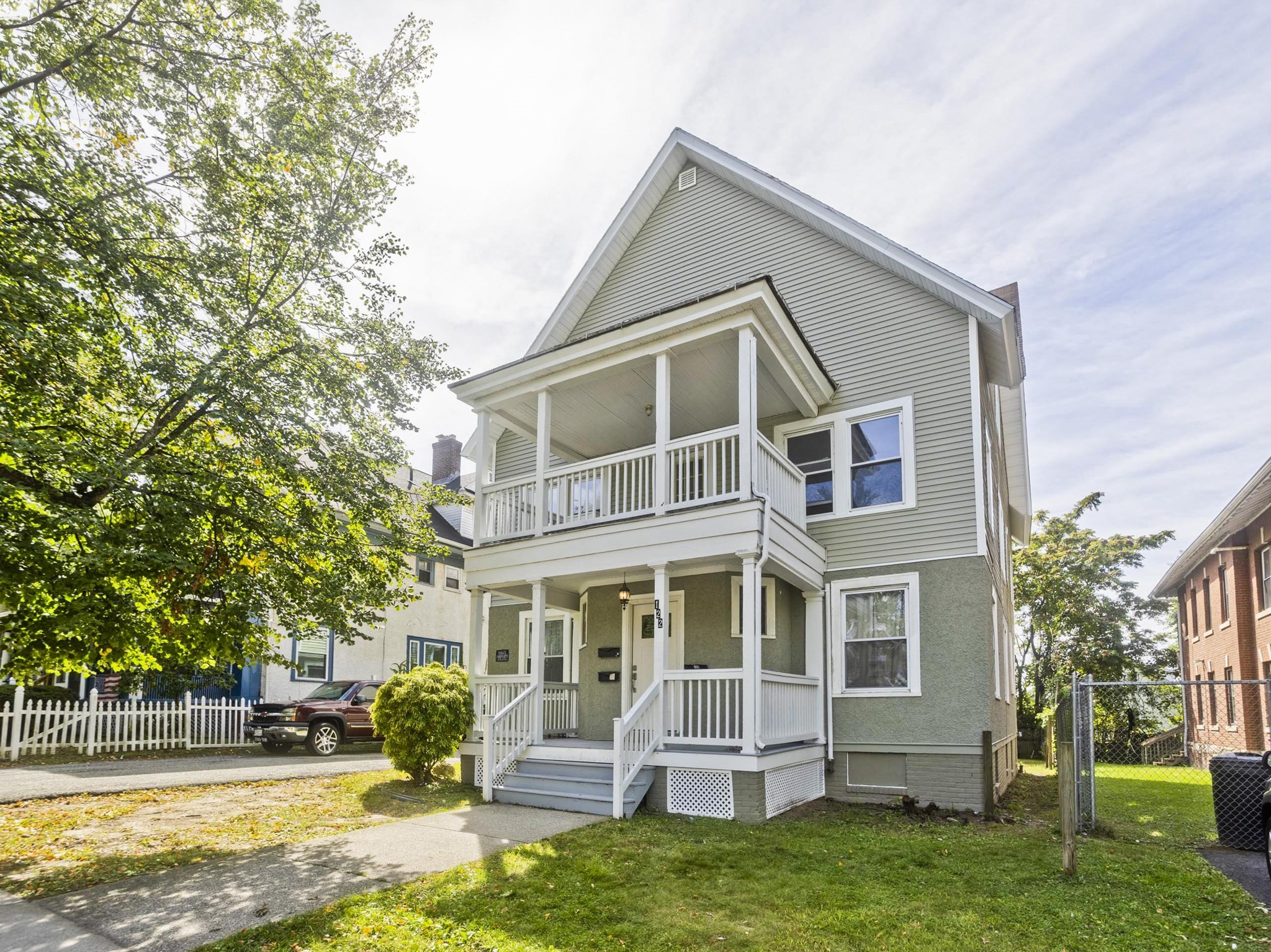 10-bed Multi-Family at 122 Fort Pleasant Ave, Springfield