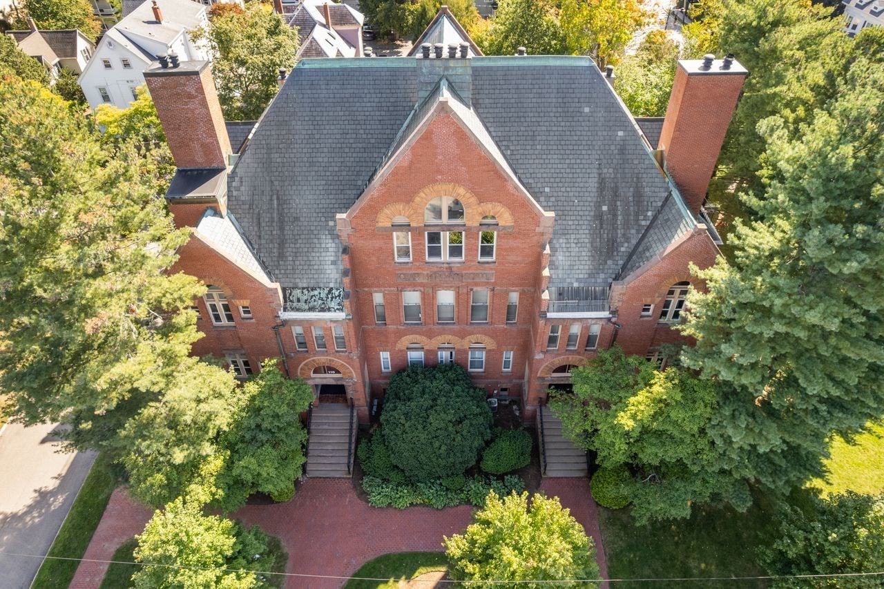 1-bed Condo at 110 Washington Park # 2, Newton