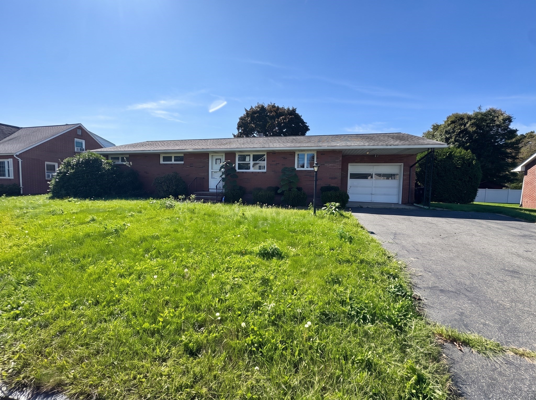 Casa Unifamiliar de 3 habitaciones en 50 Van Horn St, Chicopee