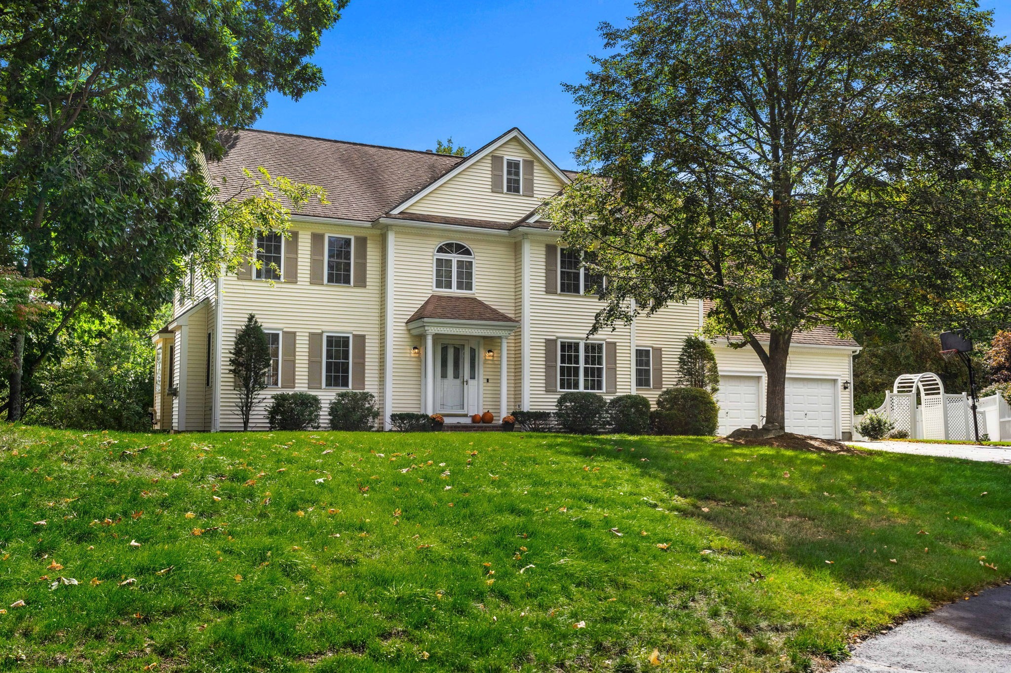 Casa Unifamiliar de 4 quartos em 8 Jack Rabbit Ln, Westford