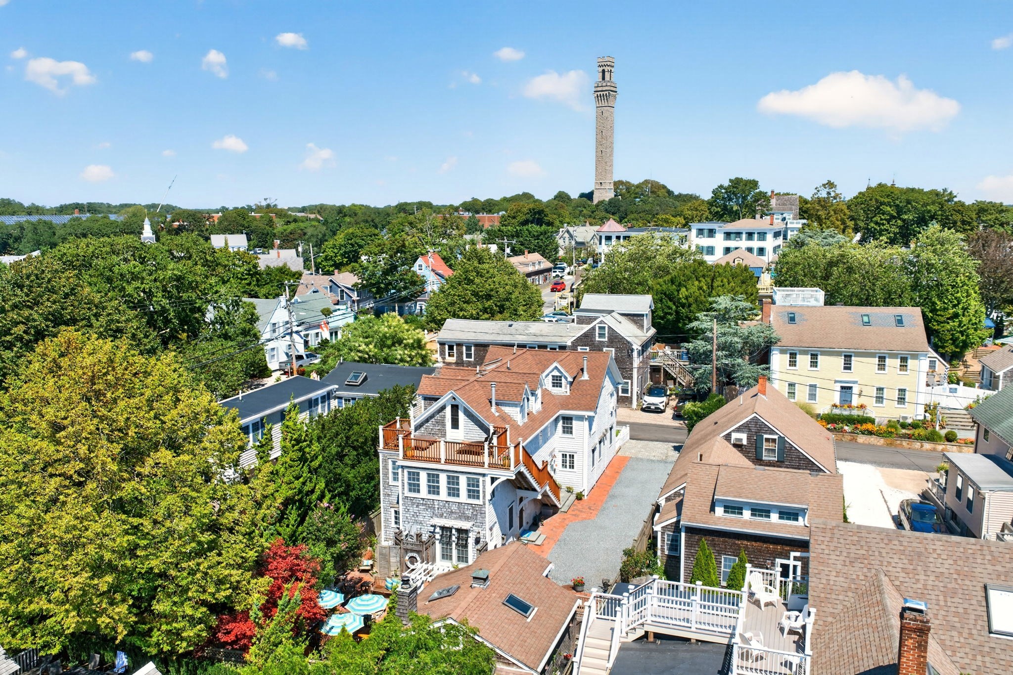 Casa Unifamiliar de 10 quartos em 14 Court Street, Provincetown