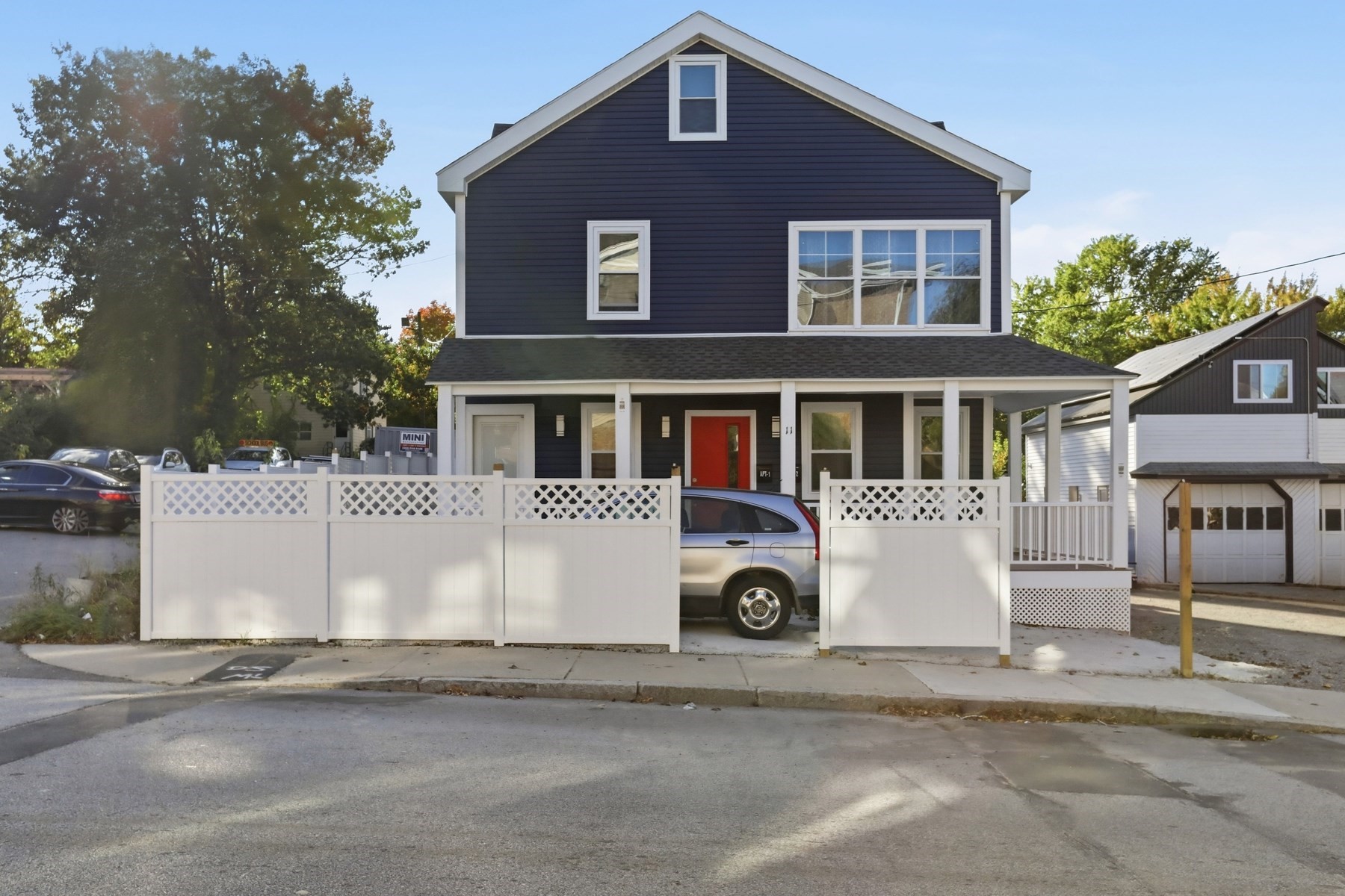 Multifamiliar de 4 quartos em 11 Beacon St, Lawrence