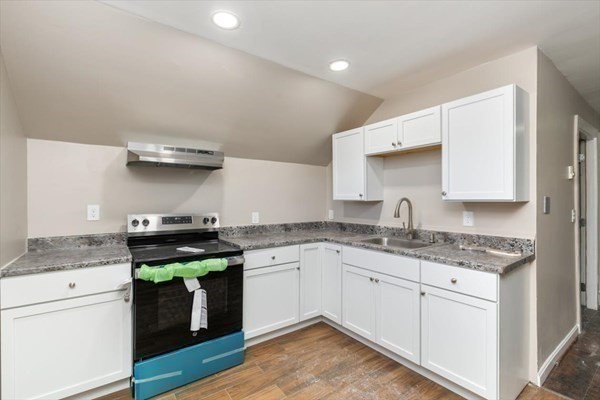 Comercial de 0 quartos em 31 Garfield, Lawrence