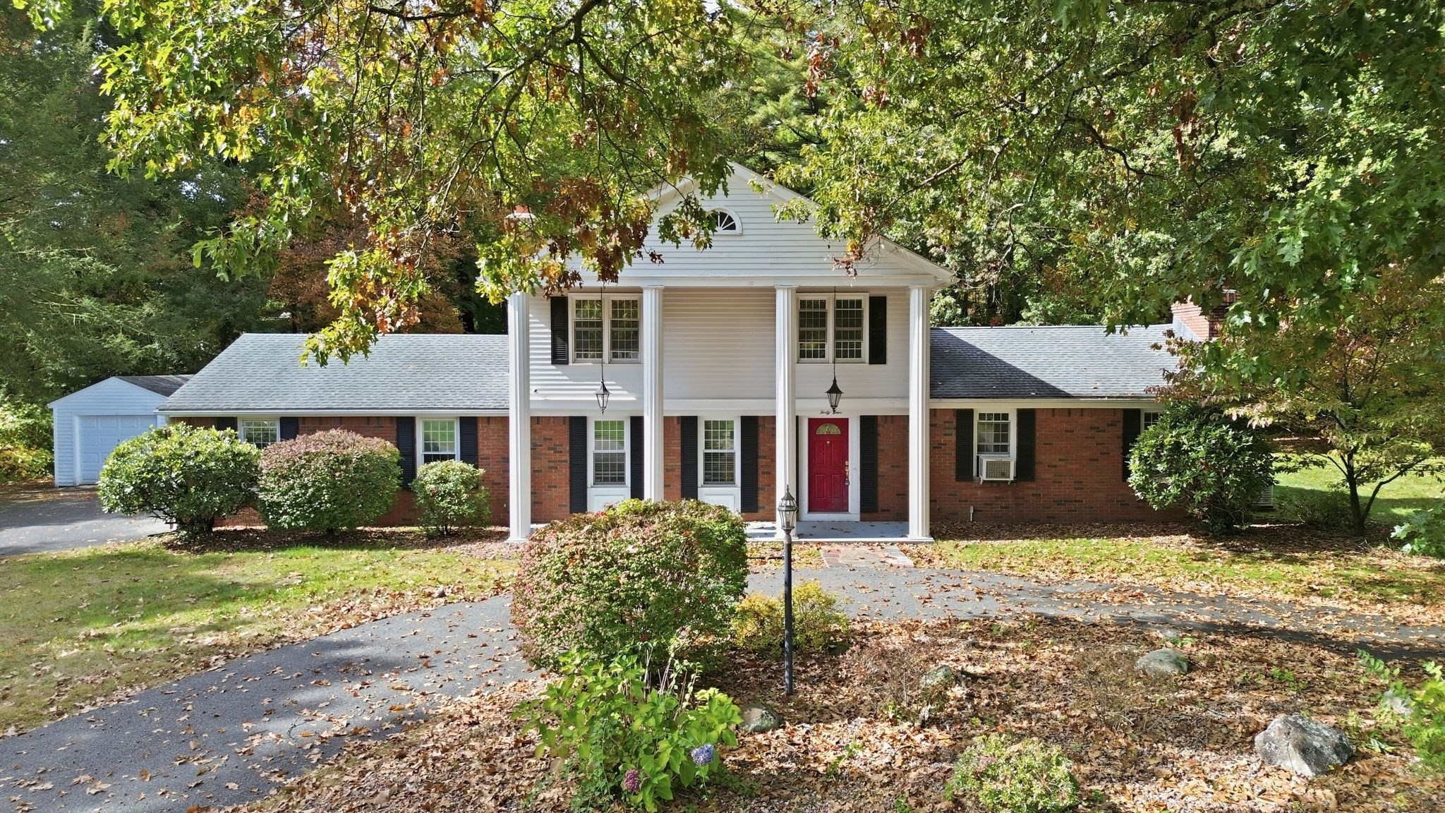 Casa Unifamiliar de 4 quartos em 44 Blacksmith Rd, Wilbraham