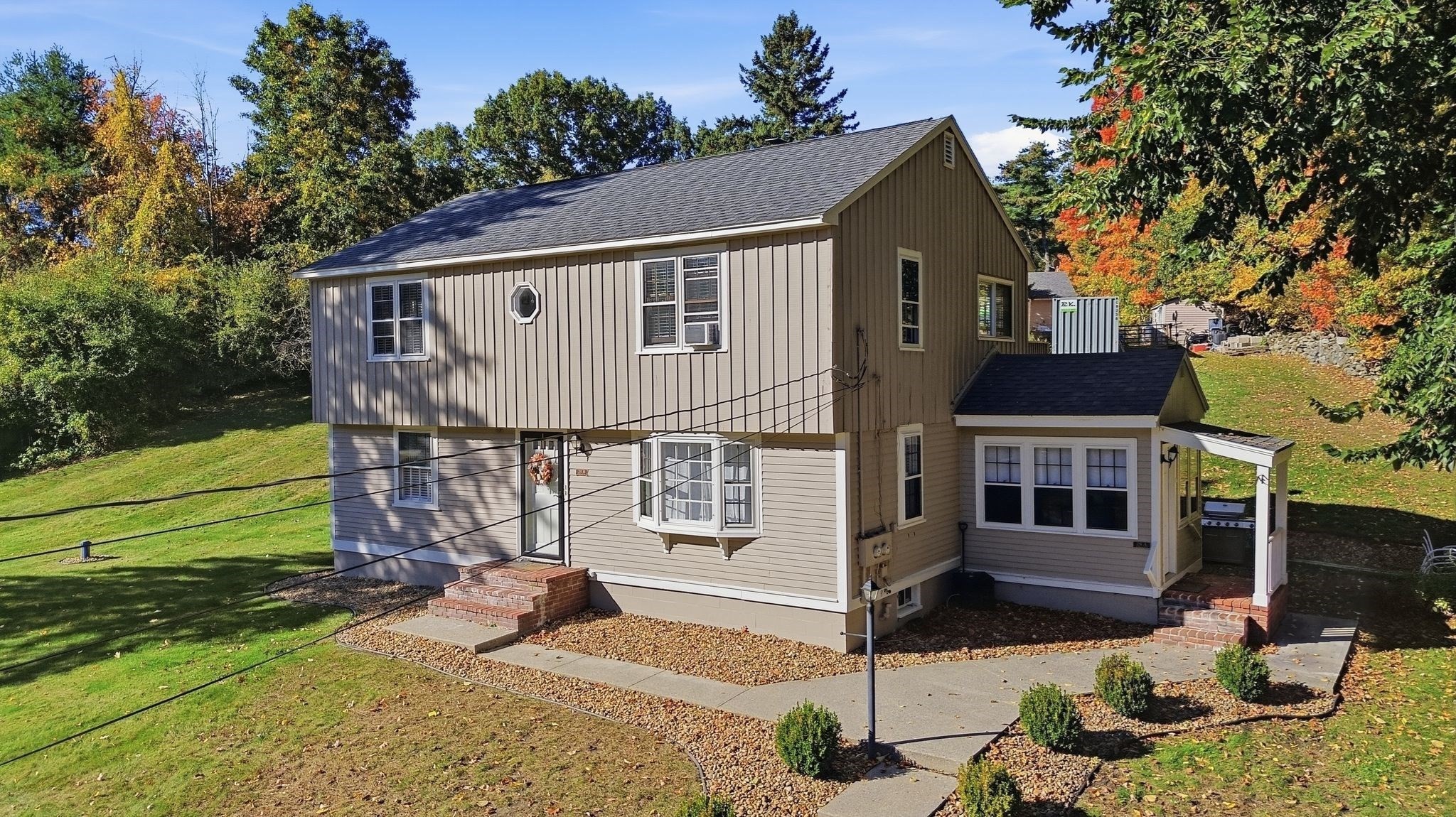 4-bed Multi-Family at 29 Shadow Lake Rd, Salem