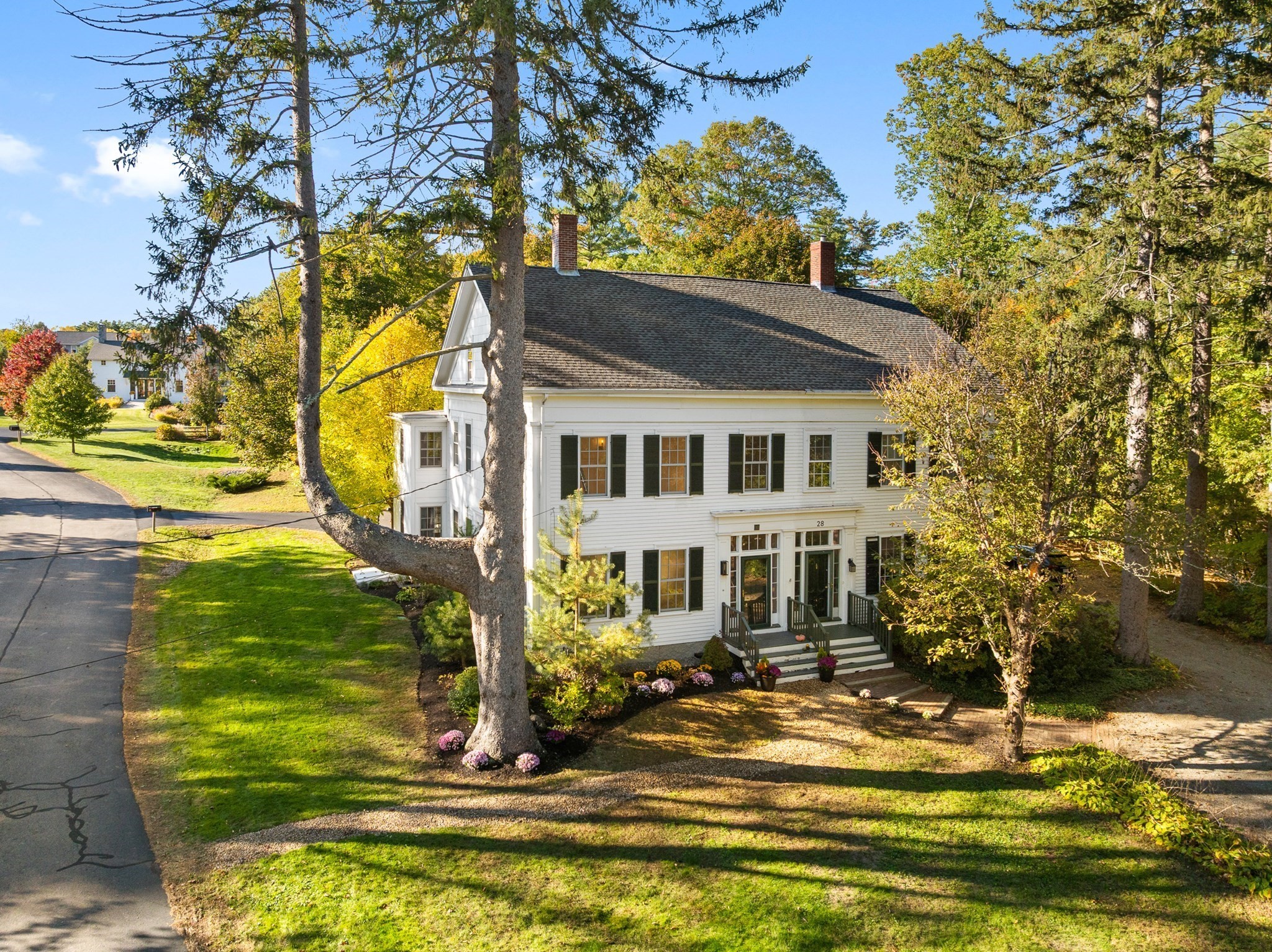5-bed Single Family at 30 Toppans Ln, Newburyport